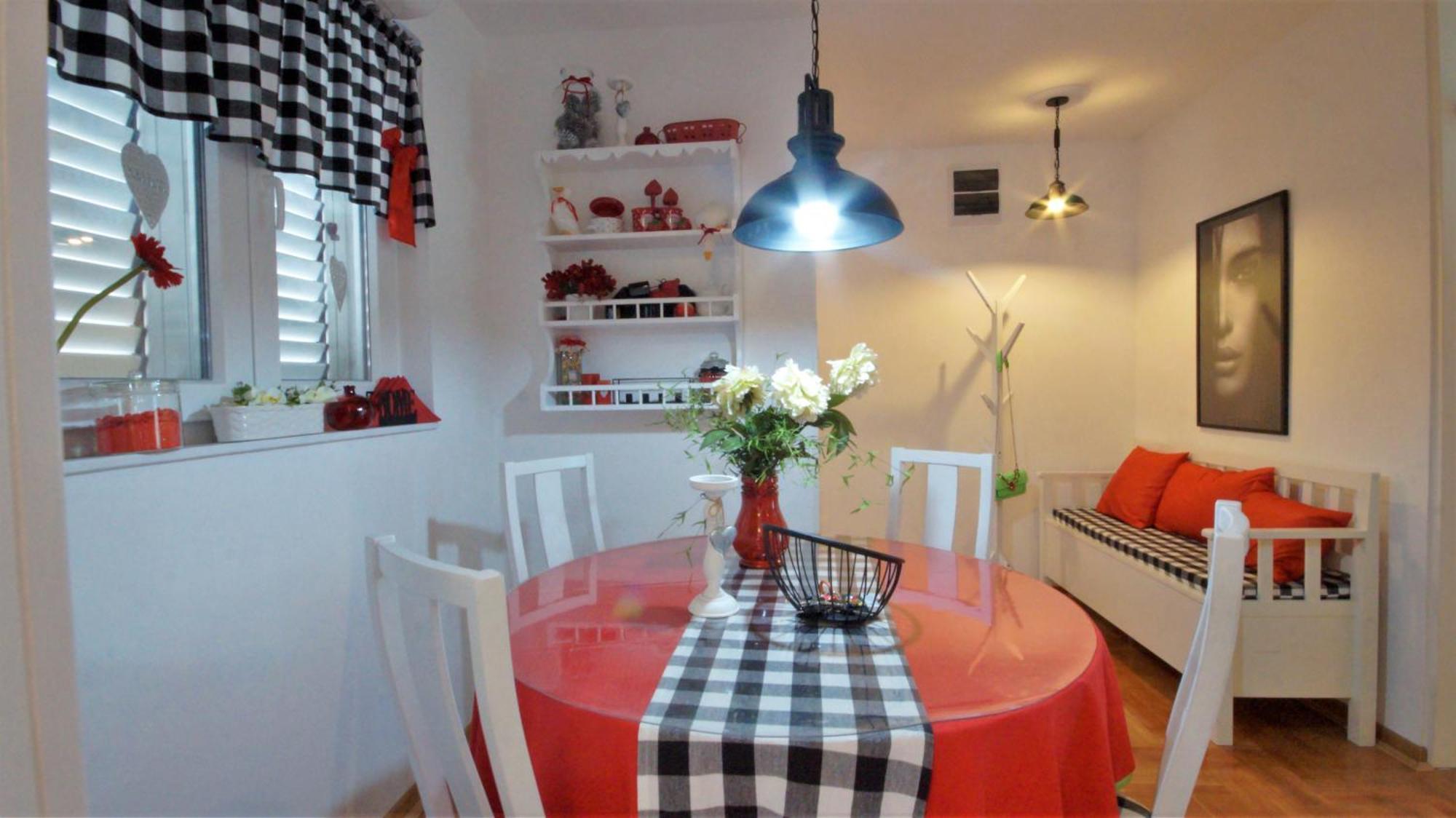 Goca Apartment *